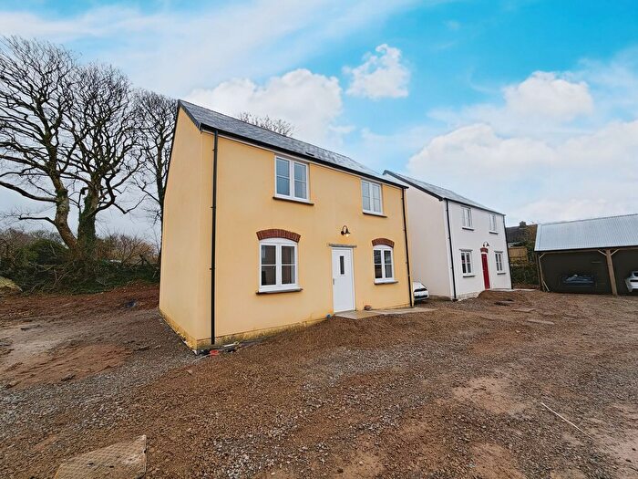 3 Bedroom Detached House For Sale In Court Meadow, Letterston, SA62