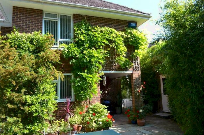 4 Bedroom House To Rent In Oak Close, Brighton, BN1