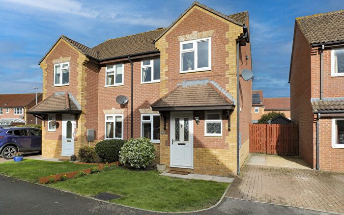 3 Bedroom Semi-Detached House For Sale In Foxglove Close, Melksham, SN12