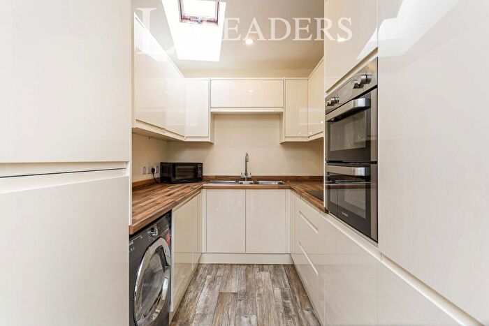 2 Bedroom Bungalow To Rent In Copnor Road, Portsmouth, PO3