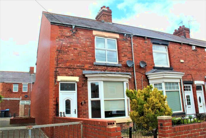 2 Bedroom End Of Terrace House To Rent In Westcott Terrace, Ferryhill, DL17