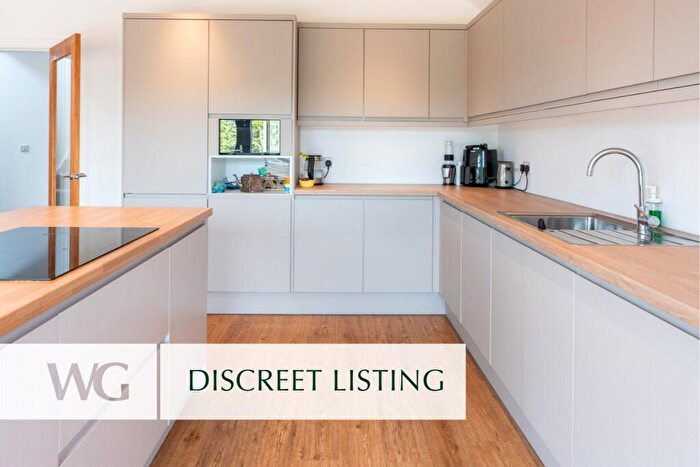 4 Bedroom Detached House For Sale In Exeter, Devon, EX4