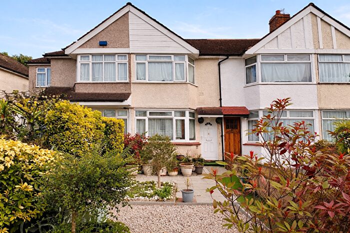 2 Bedroom Terraced House For Sale In Hounslow Road, Feltham, TW13