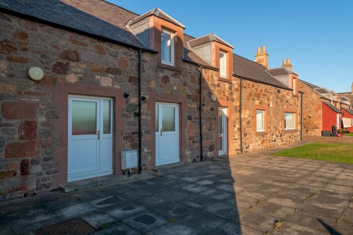 3 Bedroom Terraced House To Rent In Queenstonbank Farm Cottages, Dirleton, Nr North Berwick, EH39