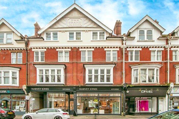 2 Bedroom Flat To Rent In A Poole Road, Bournemouth, BH4