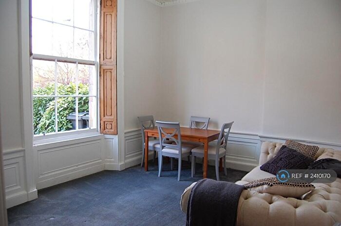 2 Bedroom Flat To Rent In South Gray Street, Edinburgh, EH9