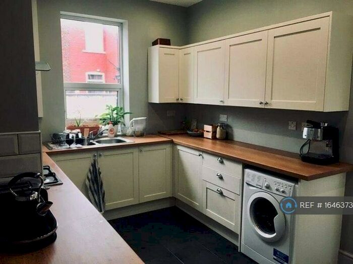 3 Bedroom Terraced House To Rent In Lonsdale Road, Manchester, M19