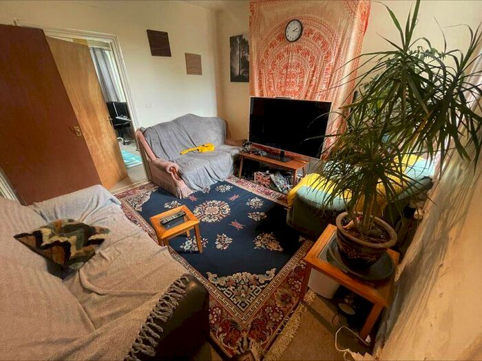 4 Bedroom Terraced House To Rent In Ladysmith Road, Brighton, BN2