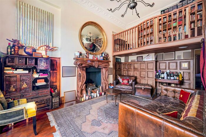 2 Bedroom Flat To Rent In Onslow Gardens, South Kensington, London, SW7