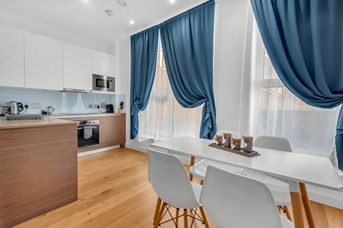 1 Bedroom Flat To Rent In Balfour Road, Hounslow, TW3