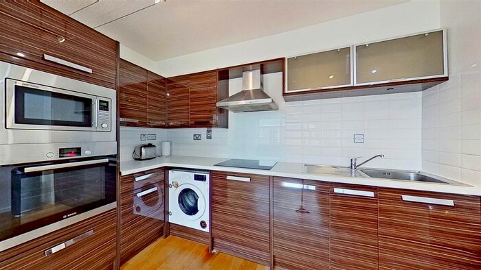 1 Bedroom Flat To Rent In Claudia Place, London, SW19