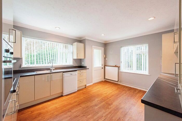 2 Bedroom Detached Bungalow For Sale In Kingsway, Mildenhall, Bury St. Edmunds, IP28