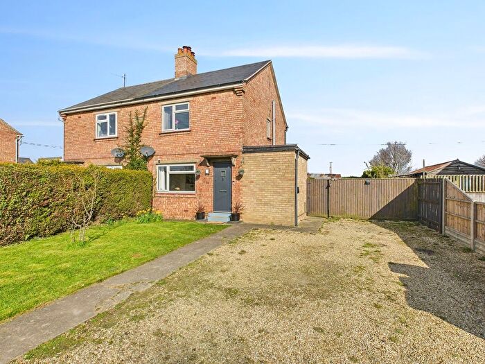 3 Bedroom Semi-Detached House For Sale In Cottons Head, Outwell, Wisbech, PE14