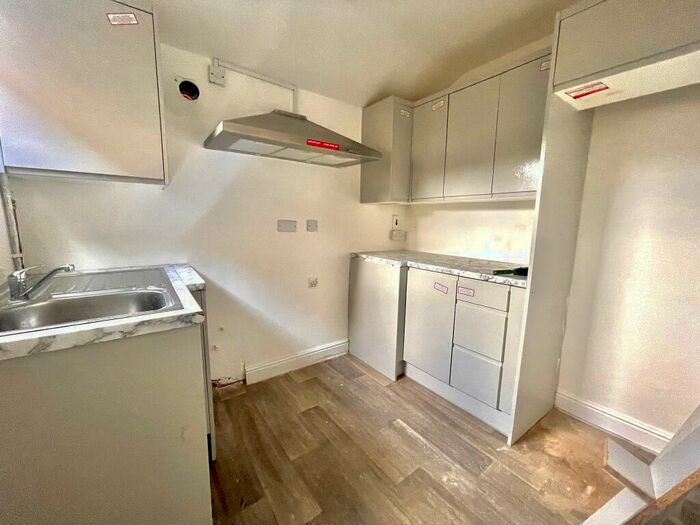 4 Bedroom House To Rent In Twyning Road, Edgbaston, Birmingham, B16