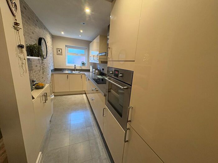 1 Bedroom House To Rent In Clifton Drive North, Lytham St Annes, FY8