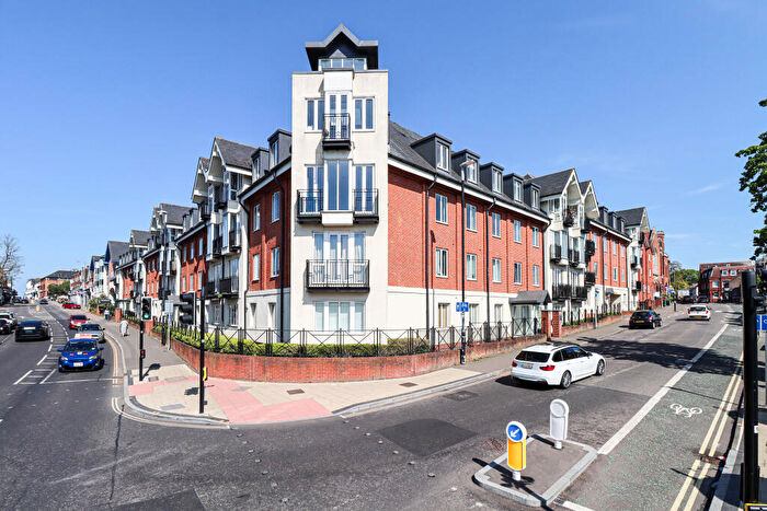 2 Bedroom Flat For Sale In Marlborough Road, St Albans, AL1