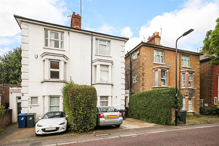 1 Bedroom Flat To Rent In Arden Road, Ealing, W13