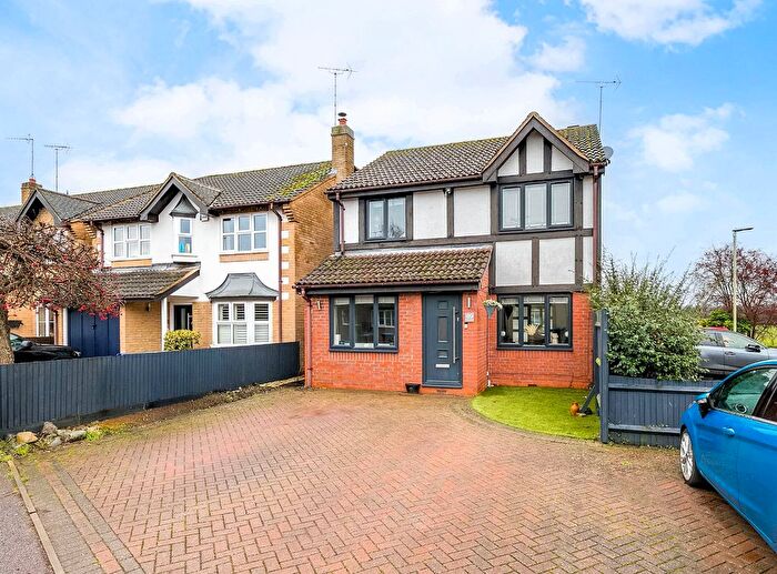 4 Bedroom Detached House For Sale In Carvers Croft, Woolmer Green, Hertfordshire, SG3