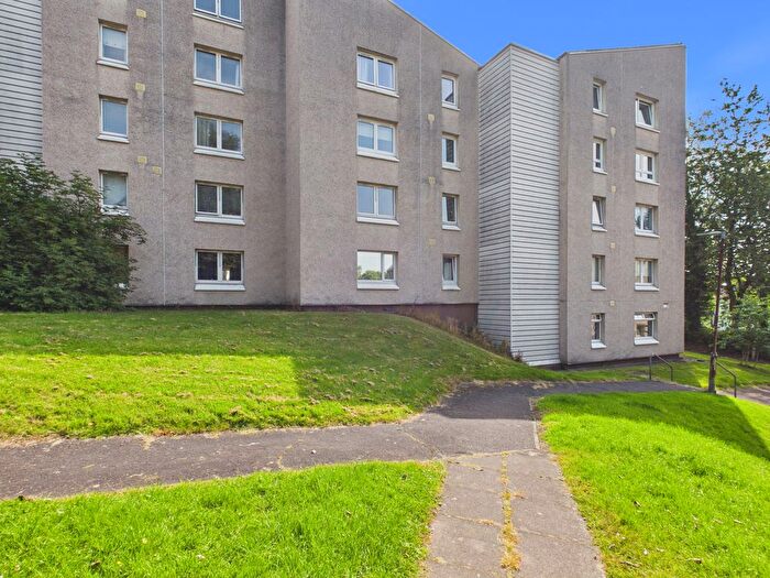 2 Bedroom Flat To Rent In Montrose Street, Clydebank, G81