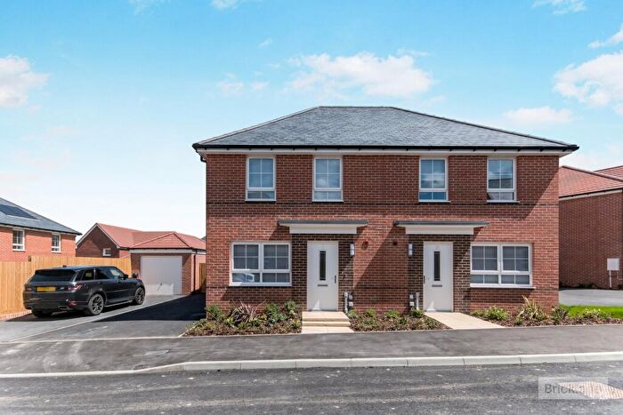 3 Bedroom Semi-Detached House To Rent In Tangmere Road, Hailsham, BN27