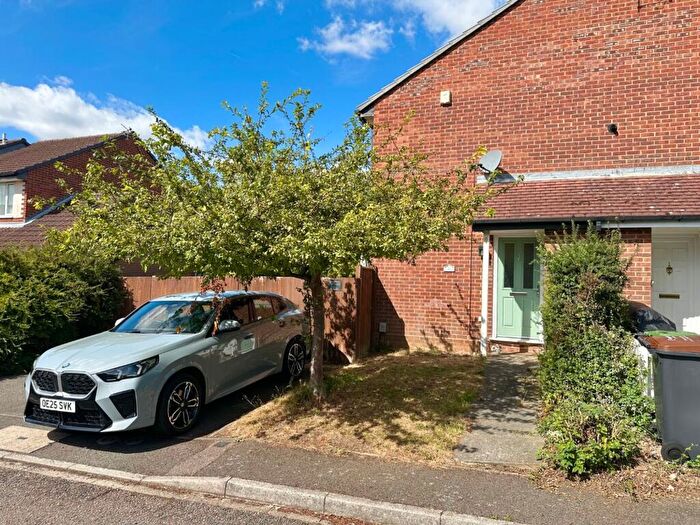 1 Bedroom Cluster House To Rent In Spayne Close, Luton, LU3