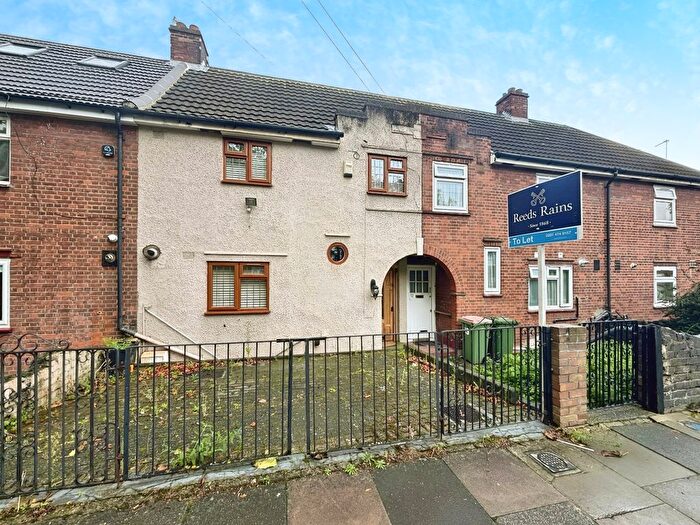 4 Bedroom Terraced House To Rent In Jenkins Road, London, E13