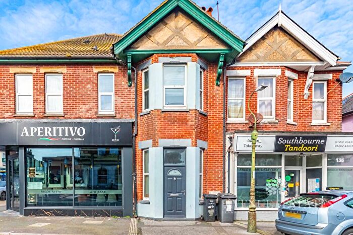 3 Bedroom Maisonette For Sale In Parkwood Road, Bournemouth, Dorset, BH5