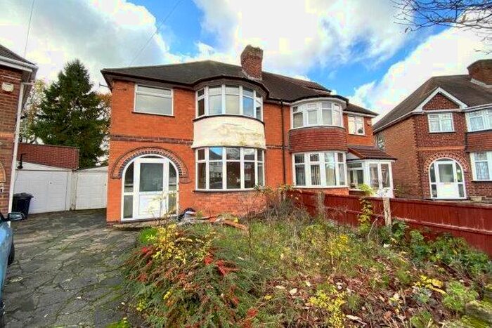 3 Bedroom Semi-Detached House To Rent In Heathmere Avenue, Birmingham, B25