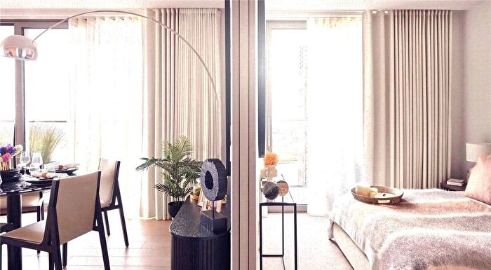 2 Bedroom Flat For Sale In Park Drive, Canary Wharf, E14