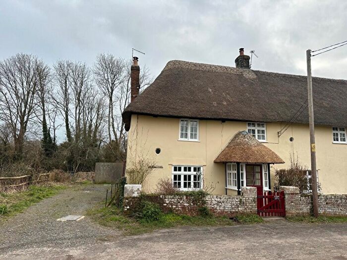 2 Bedroom Semi-Detached House To Rent In Church Street, DT11