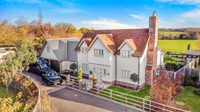 5 Bedroom Detached House For Sale In Beaumont Hill, Dunmow, CM6