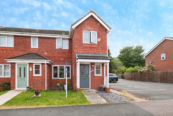 3 Bedroom End Of Terrace House For Sale In Regency Square, Warrington, Cheshire, WA5