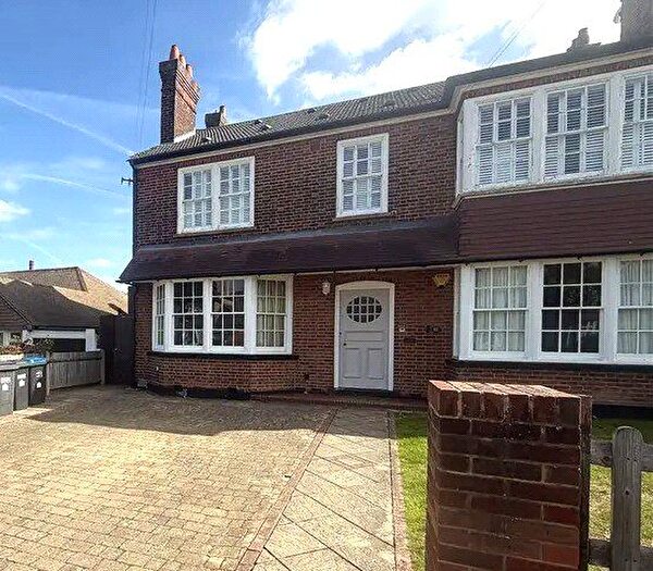 4 Bedroom Flat To Rent In Ashburton Road, Croydon, CR0
