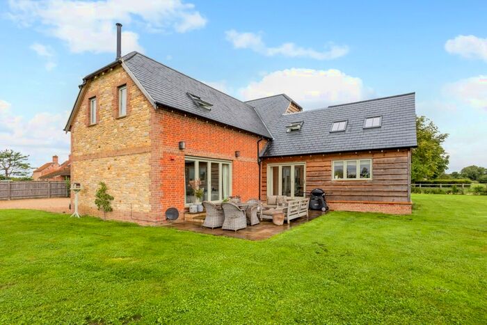 5 Bedroom Barn Conversion To Rent In Park Lane, Stanford In The Vale, Faringdon, SN7