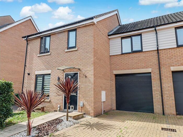3 Bedroom End Of Terrace House For Sale In Ron Hill Road, Costessey, NR8