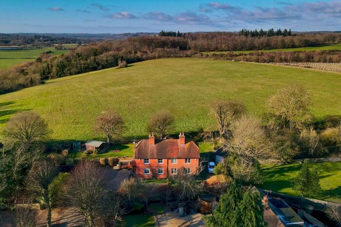 3 Bedroom Semi-Detached House For Sale In Gravel Hill Cottages, Caversham Heights, Reading, RG4