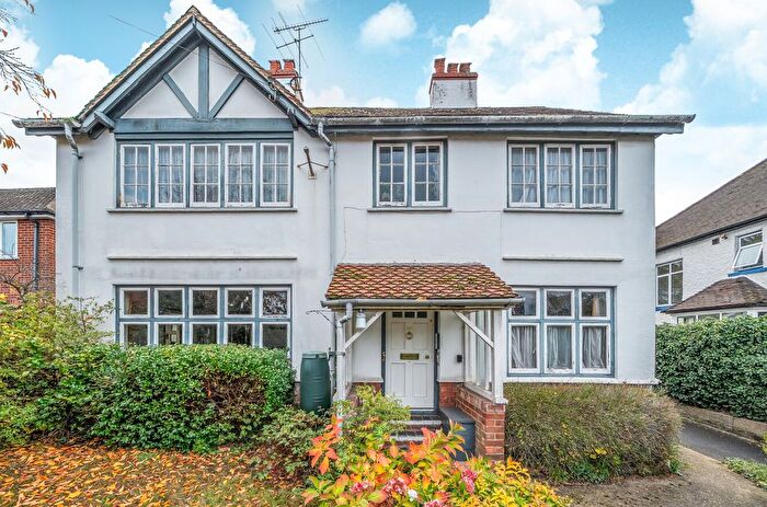 5 Bedroom Detached House For Sale In Station Road, Wokingham, Berkshire, RG40