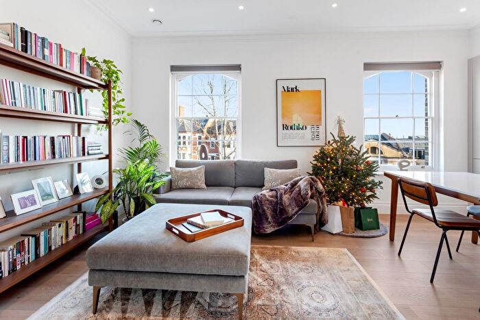 2 Bedroom Flat To Rent In Archway Road, London, N6