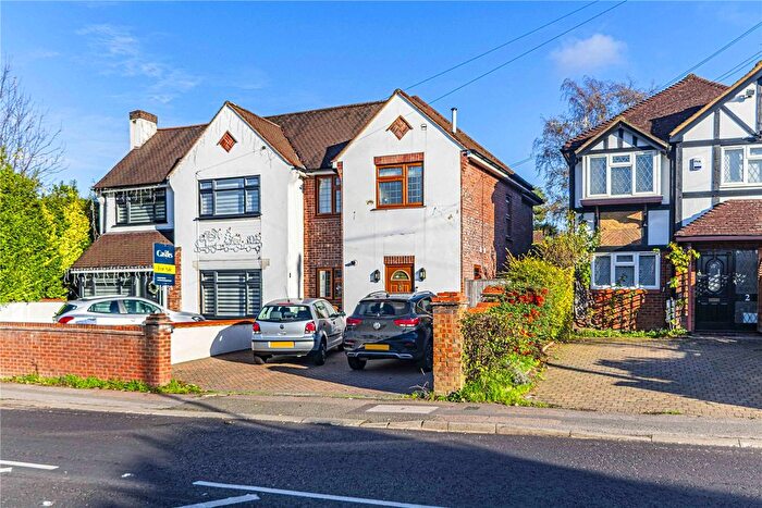 3 Bedroom Semi-detached House For Sale In Langley Lane, Abbots Langley, Hertfordshire, WD5