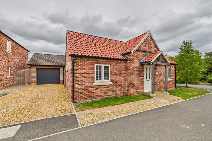 3 Bedroom Detached Bungalow For Sale In De Warrene Court, Methwold, IP26
