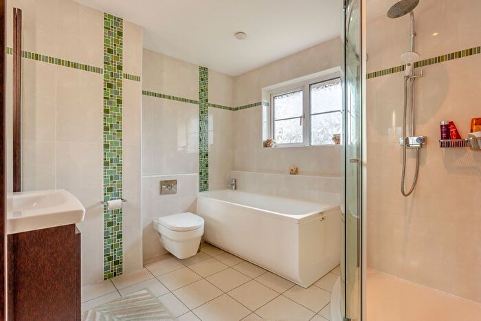 4 Bedroom Detached House For Sale In The Lotts, Ashton Keynes, Swindon, Wiltshire, SN6