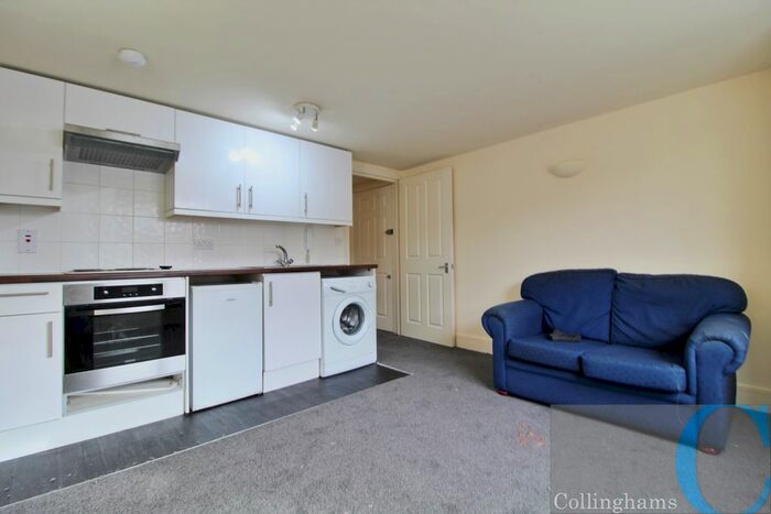 1 Bedroom Flat To Rent In Blackshaw Road, London, SW17
