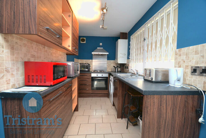 6 Bedroom Terraced House To Rent In Palin Street, Nottingham, NG7