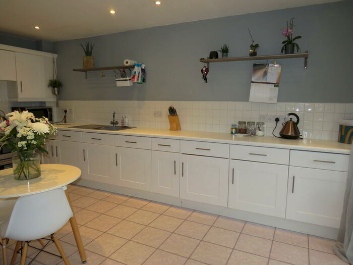 4 Bedroom Semi-Detached House To Rent In Narrow Hall Meadow, Warwick, CV34