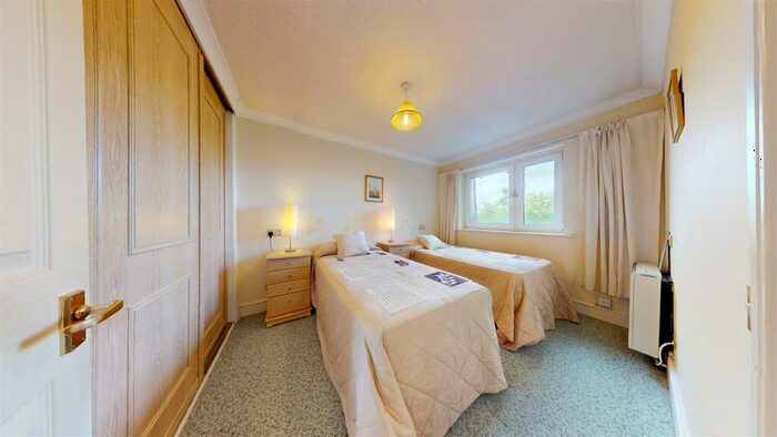 2 Bedroom Retirement Property For Sale In Westwood Court, Stanwell Road, Penarth, CF64