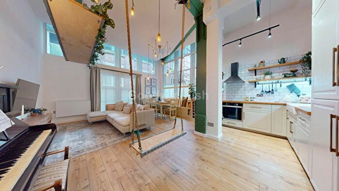 2 Bedroom Flat For Sale In Asia House, Princess Street, City Centre, M1