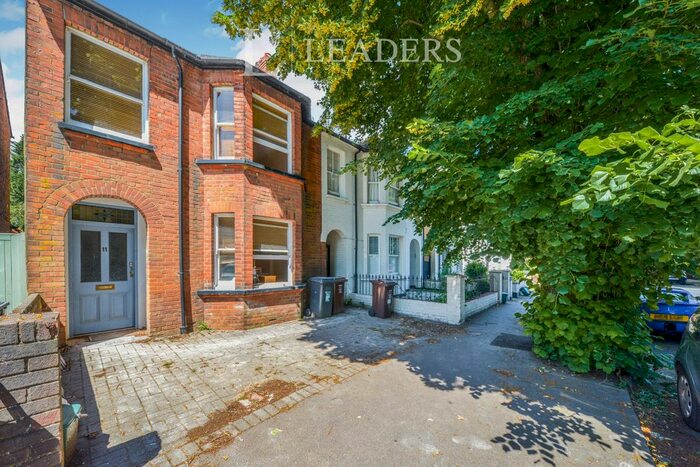 1 Bedroom Flat To Rent In Granville Road, St.Albans, AL1