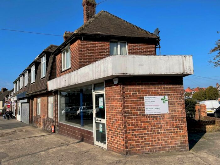 2 Bedroom Flat To Rent In Blackbull Road, Folkestone, CT19