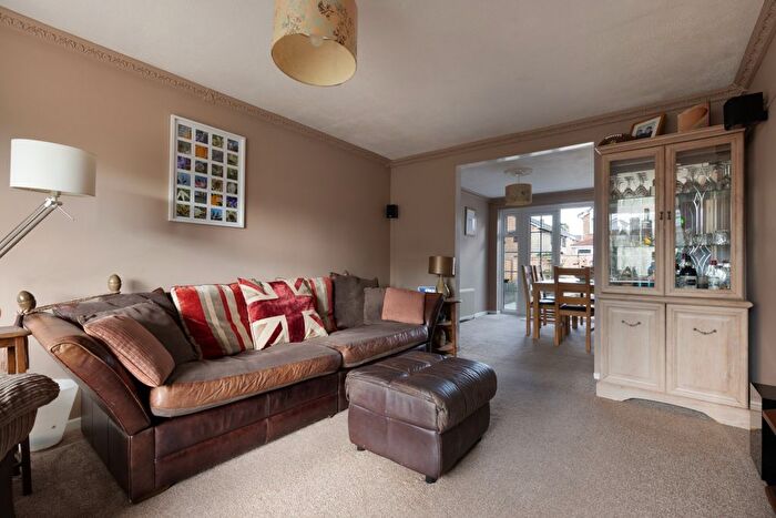 3 Bedroom Detached House For Sale In Wood Close, Thorpe Willoughby, Selby, North Yorkshire, YO8