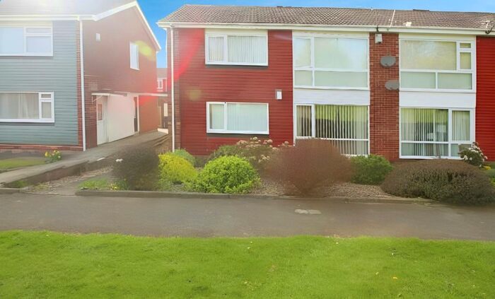 2 Bedroom Flat To Rent In Denham Walk, Newcastle Upon Tyne, Tyne And Wear, NE5